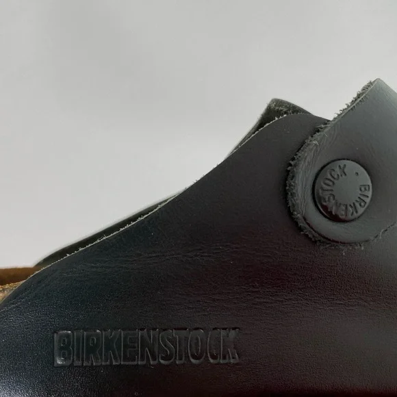 Birkenstock Boston leather clog. 🖤 - Picture 9 of 10